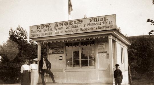 Angels kiosk i hörnet Allévägen/Havsbadsvägen. Byggdes 1908, revs 1987